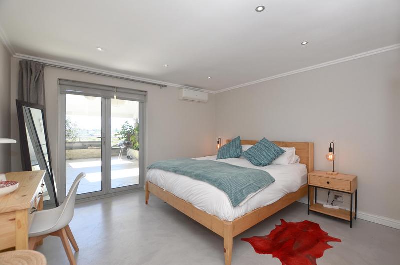 To Let 1 Bedroom Property for Rent in Bloubergstrand Western Cape